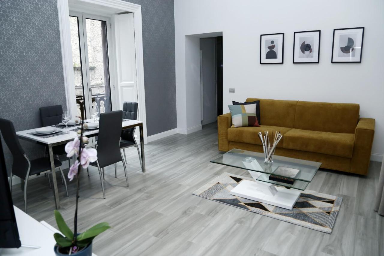 Duomo Platinum Apartments ナポリ エクステリア 写真