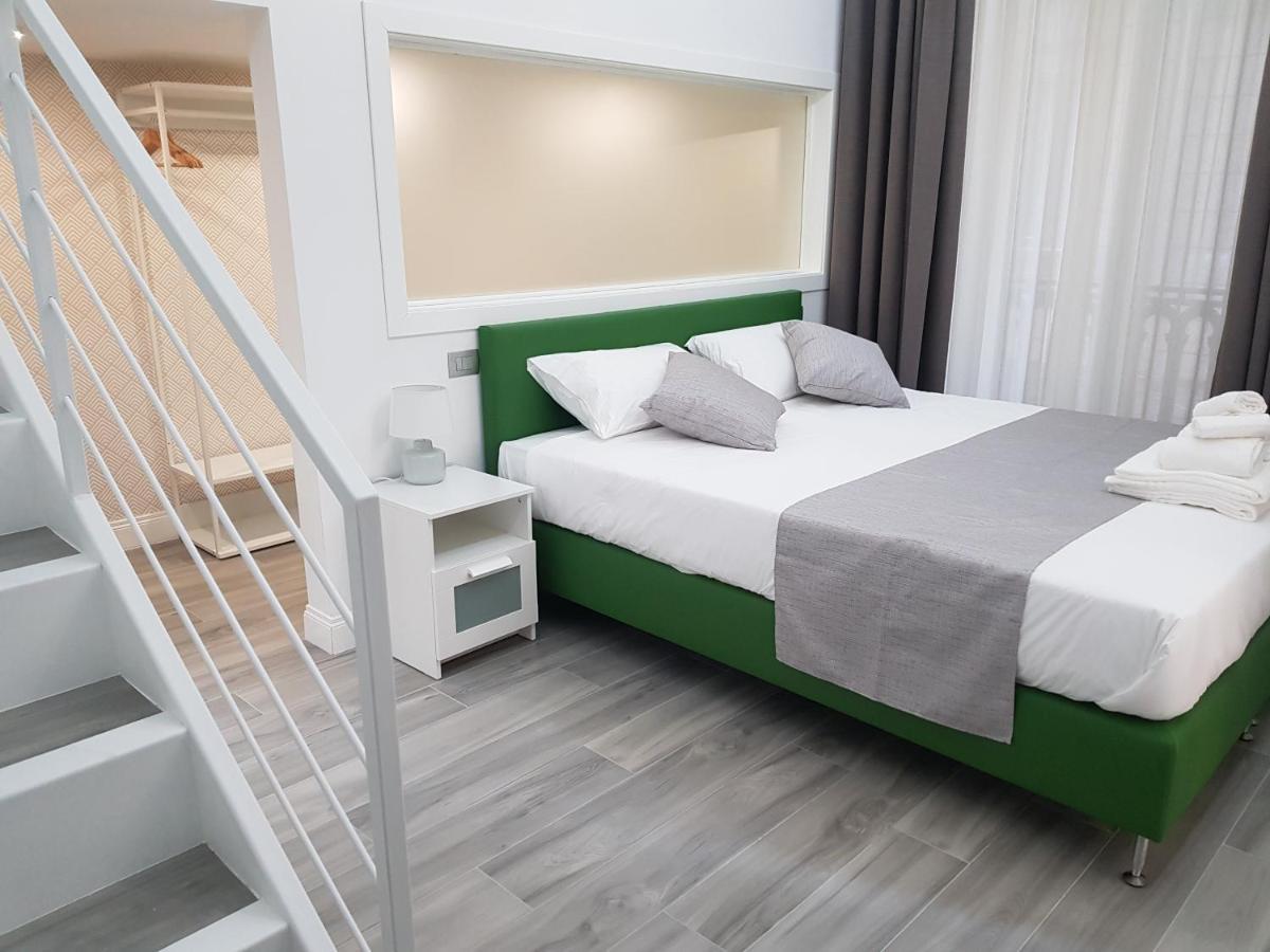 Duomo Platinum Apartments ナポリ エクステリア 写真