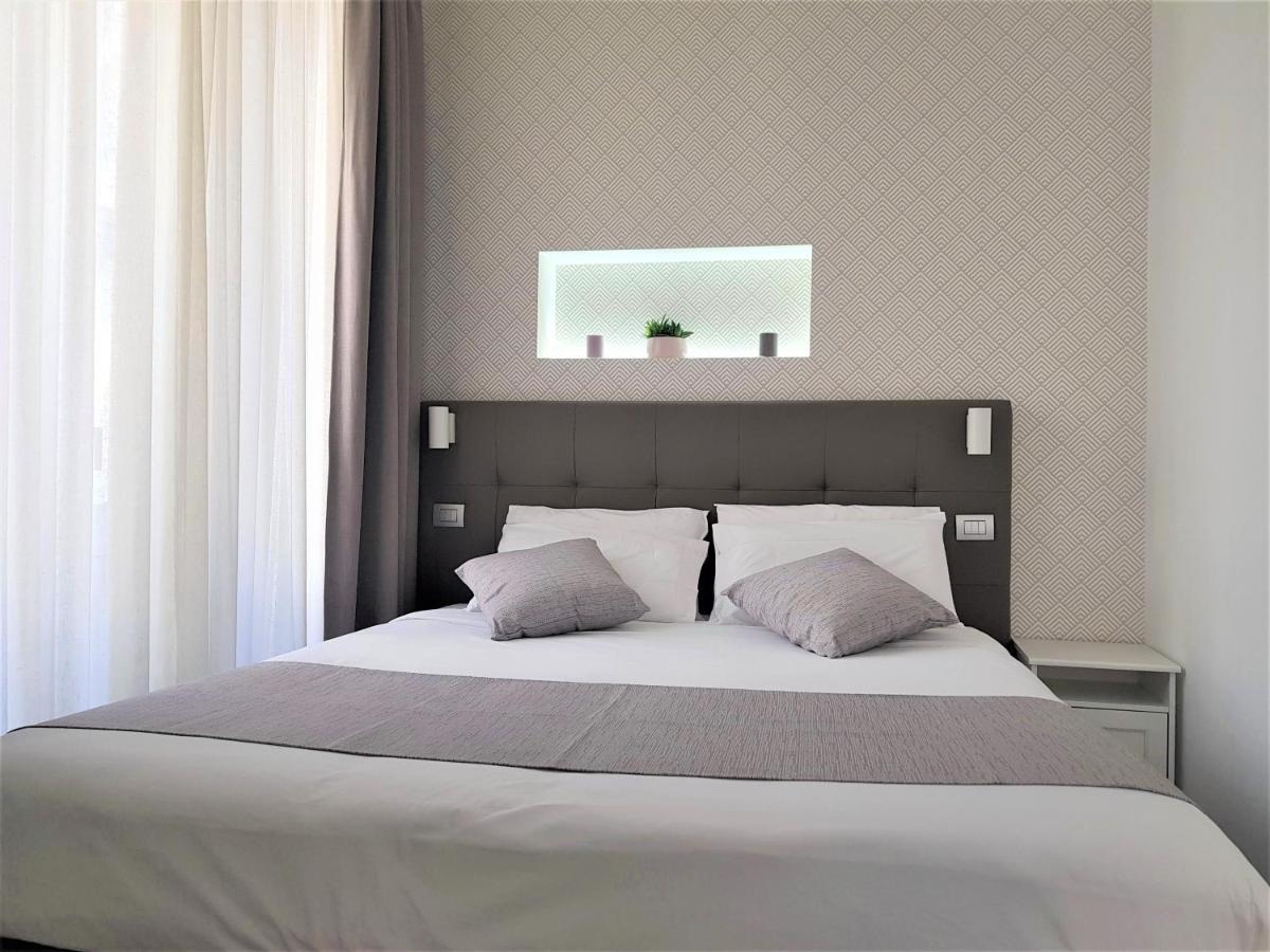Duomo Platinum Apartments ナポリ エクステリア 写真