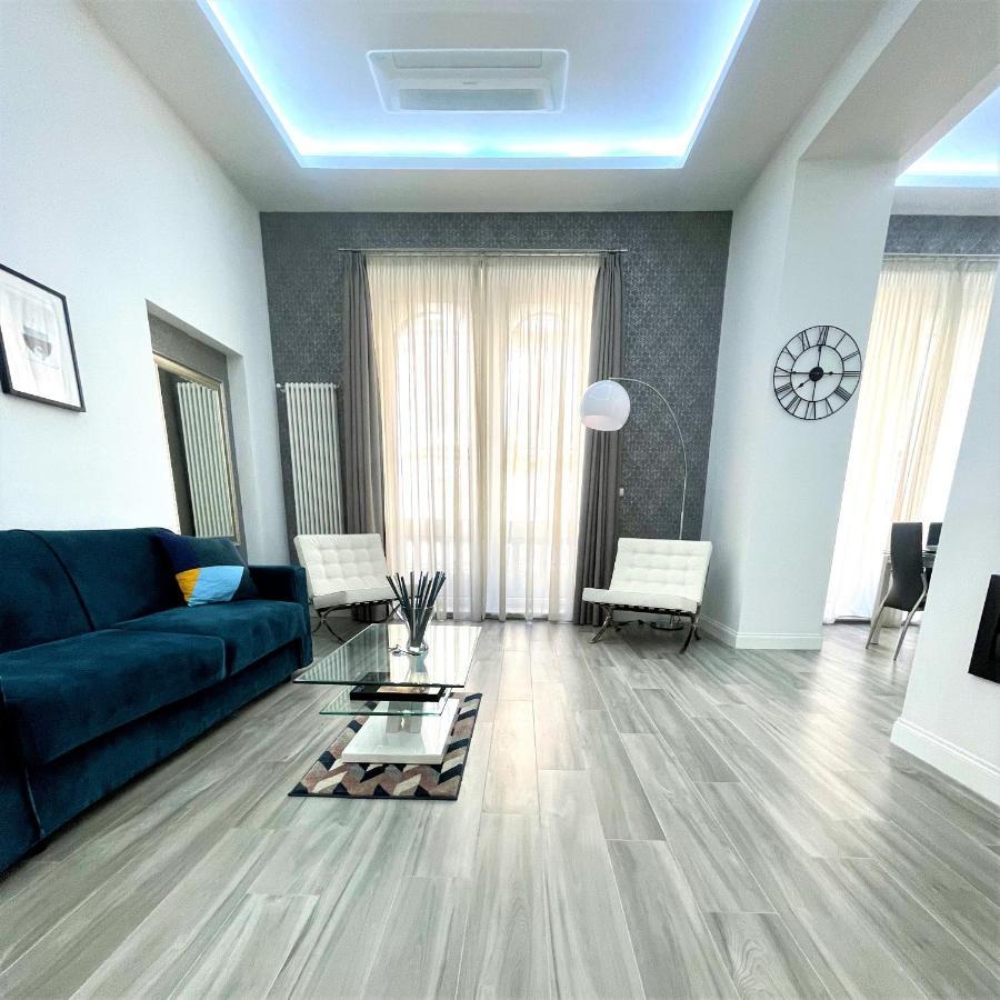 Duomo Platinum Apartments ナポリ エクステリア 写真