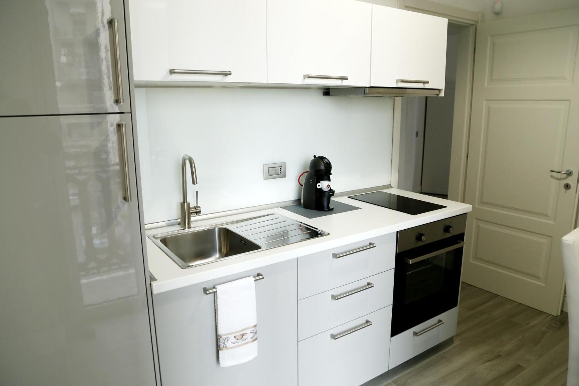 Duomo Platinum Apartments ナポリ 部屋 写真