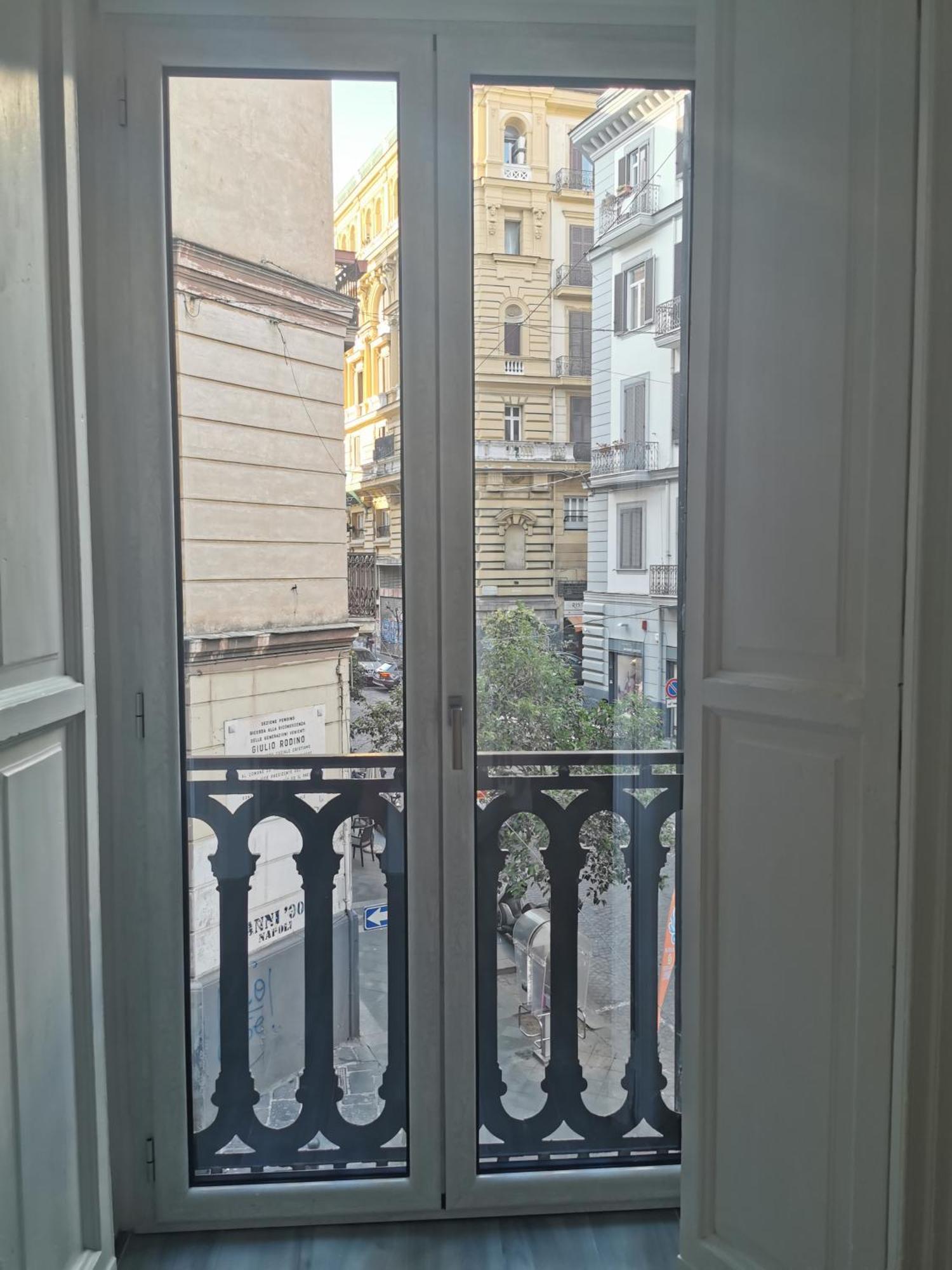 Duomo Platinum Apartments ナポリ エクステリア 写真